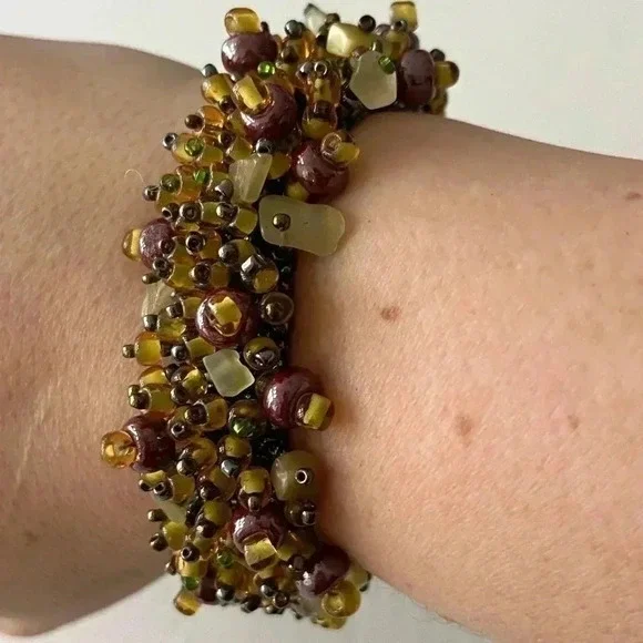 Beaded Bracelet with magnetic clasp - Picture 1 of 4